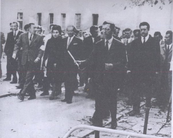 Tito i Živko Babić poslije zemljotresa