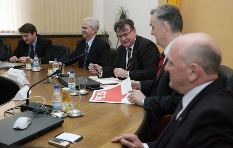 Sastanak u VLADI - Potpisnici Platforme3