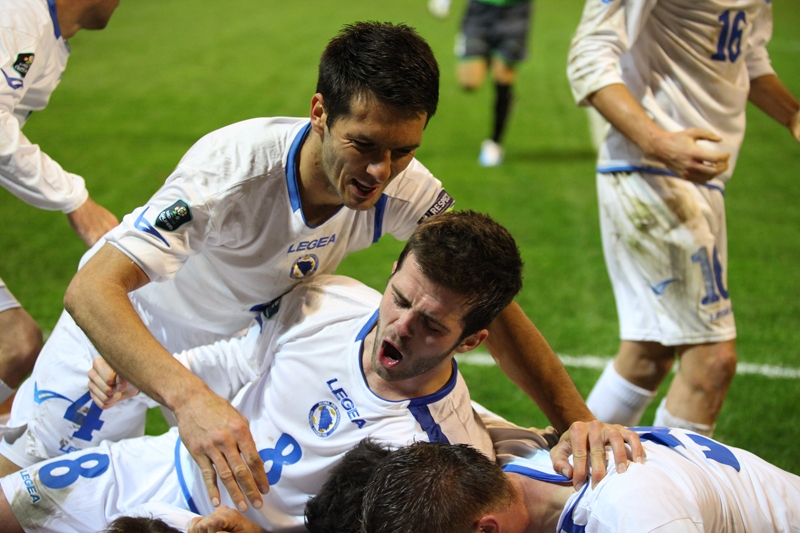 Izabranici Safeta Su&scaron;ića uspjeli su da sustignu zaostatak iz prvog poluvremena i golovima Ibi&scaron;evića i Džeke nanijeli Rumunima prvi poraz u dosada&scaron;nja tri međusobna ogleda/ Foto: DEPO PORTAL