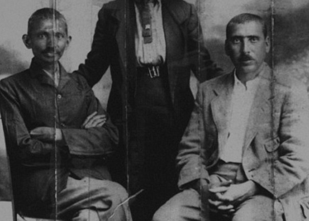 Mahatma Gandhi s navodnim ljubavnikom Hermannom Kallenbachom