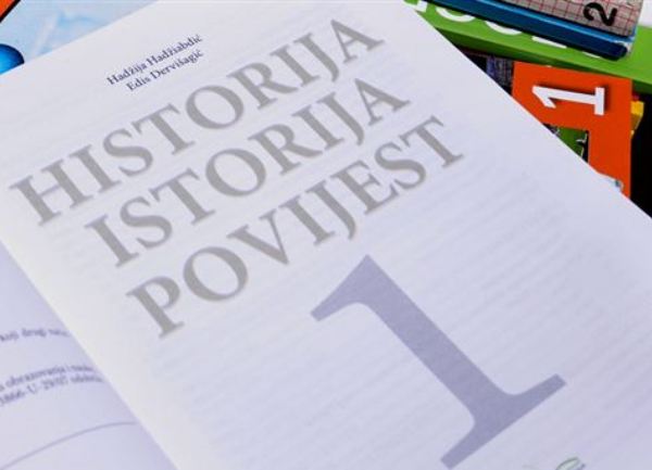 Udbenik istorije, ilustracija