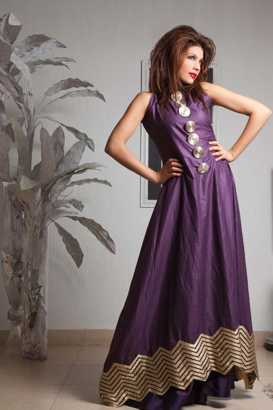 Odličan styling, pravi odabir modela i odlične kolekcije bh modnih dizajnera Plamenke Stojić, Stanke Zovko i gosta dizajnera iz Pakistana Saima Alija  očekuju vas prve večeriNivea BH Fashion Weeka u Domu Oružanih snaga BiH s početkom u 20 sati.