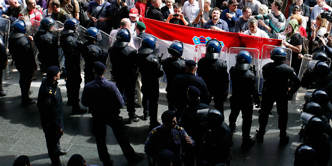 Protesti na Cvjetnom trgu