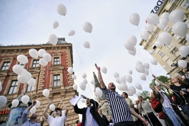 Baloni u znak protesta-Zagreb