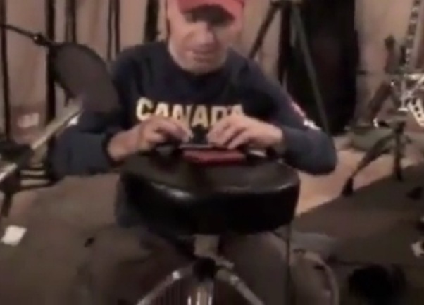 svirka-iPhone i iPad