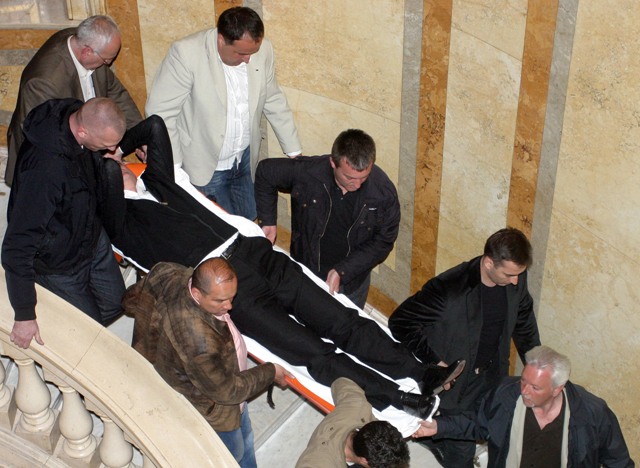 Tomislav Nikolić prebačen u bolnicu/FOTO:TANJUG