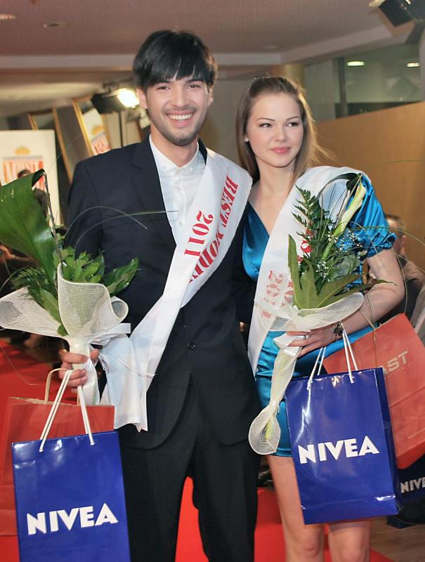 Jovana Gajić i Sa&scaron;a Davidović  izabrani su za Best Model B&H za Best Model Svijeta 2011. Jovanine pratilje su Ana Marija Juri&scaron;ić i Jelena Karagić, a Sa&scaron;ini pratioci su Amer Maslo i Stefan Dakić