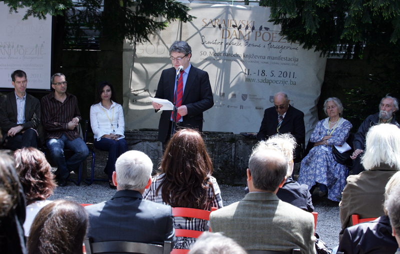 U botaničkoj ba&scaron;ti Zemaljskog muzeja BiH, uz prigodnu svečanost, 50. jubilarno izdanje Sarajevskih dana poezije otvorilo vrata za nove susrete i pjesnička druženja/ Foto: DEPO PORTAL