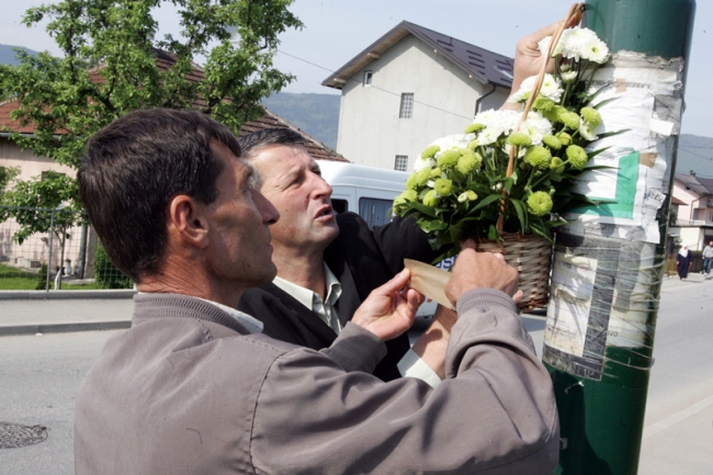 Kasindolska - polaganje cvijeća