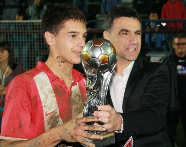 ZAVR&Scaron;EN 7. MEĐUNARODNI OMLADINSKI TURNIR FOTTBALL FRIENDS FOČA 2011