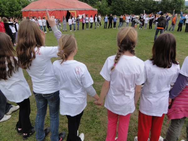 zavr&scaron;nica - festival Most mira