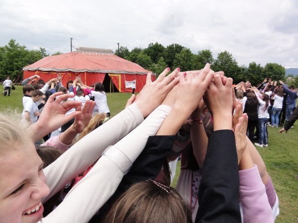 zavr&scaron;nica - festival Most mira