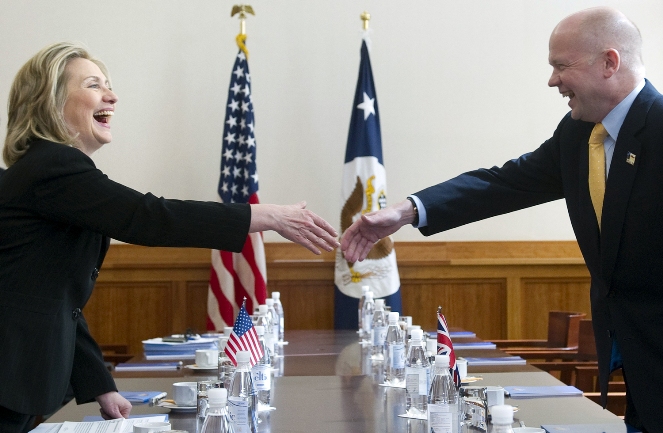 William Hague i Hillary Clinton
