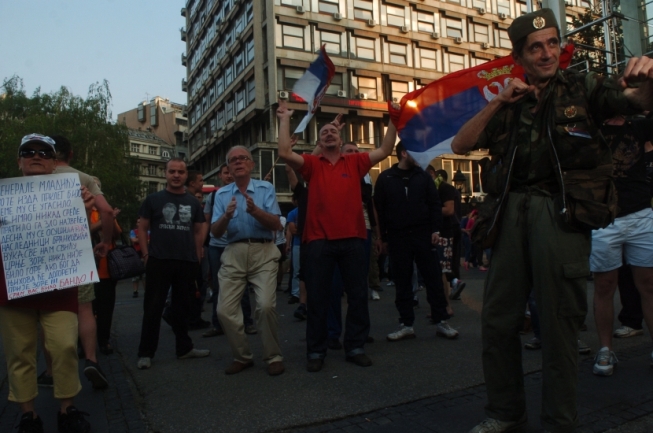 Protesti u Beogradu zbog hap&scaron;enja Mladića