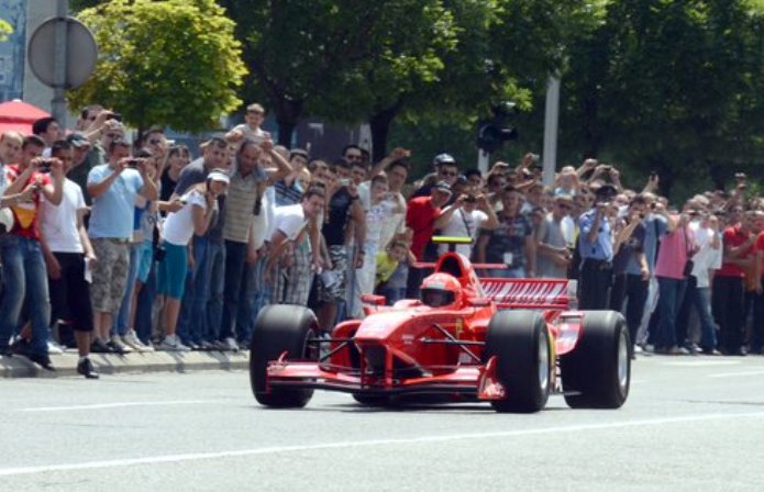 bolid F300 u Banjaluci/FOTO: FOKUS bolid F300 u Banjaluci/FOTO: FOKUS