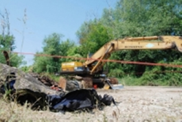 radnik se zapalio na bageru/foto:glas