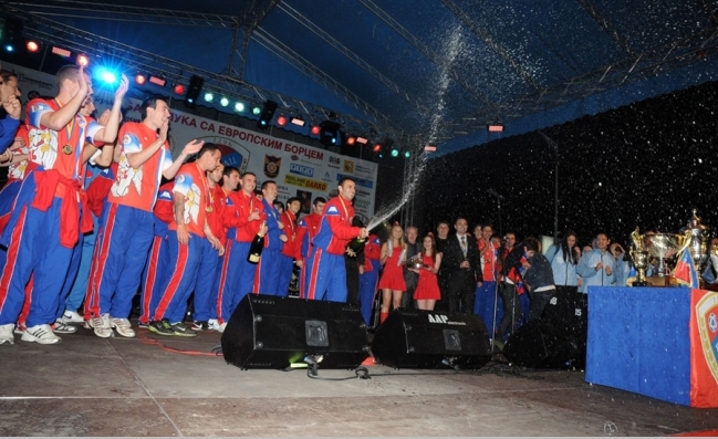 Borac proslavio titulu/FOTO: NEZAVISNE