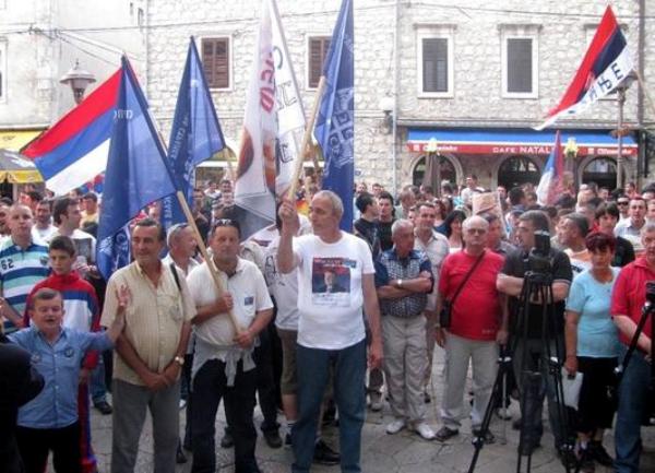 Miting podr&scaron;ke Ratku Mladiću u Trebinju