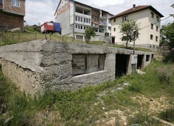 kuca mladicevog brata pofalici