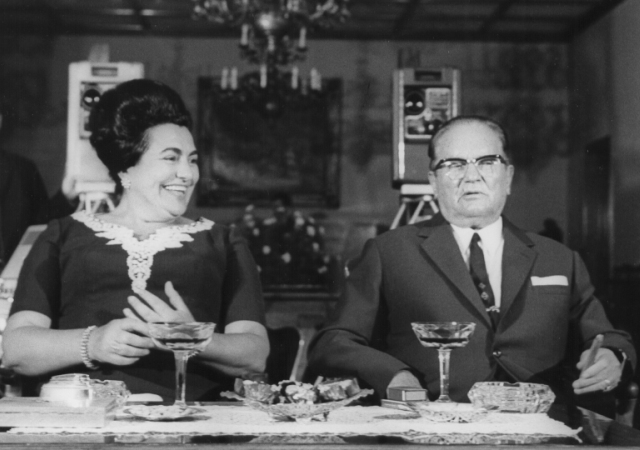 Cinema Komunisto, naslovna