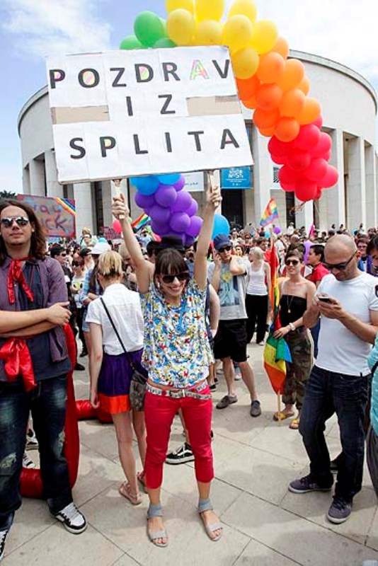 Jubilarni deseti Zagreb Gay Pride započeo je okupljanjem na Trgu žrtava fa&scaron;izma u 14 sati/ Foto: Cropix