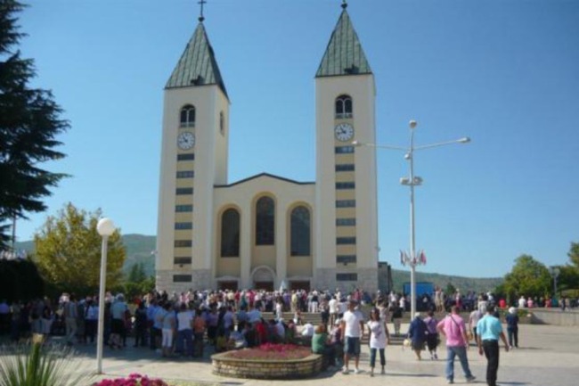 Međugorje - 30. godišnjica ukazanja Gospe Međugorje - 30. godišnjica ukazanja Gospe