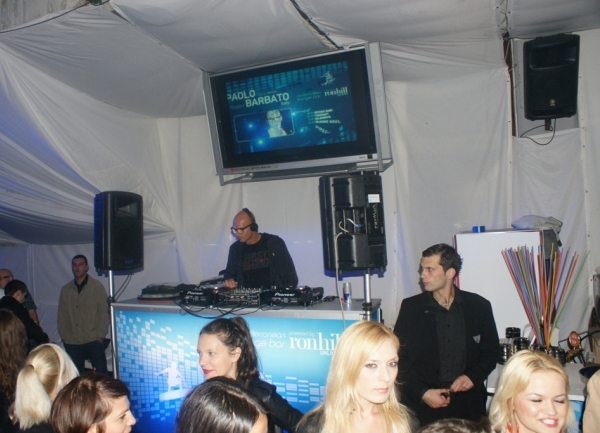 mediterranean lounge bar