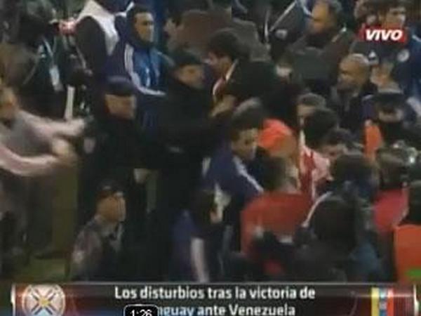 tuča između igrača paragvaja i urugvaja