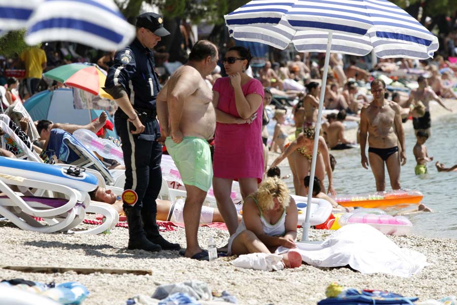 Mrtva kupačica u Makarskoj