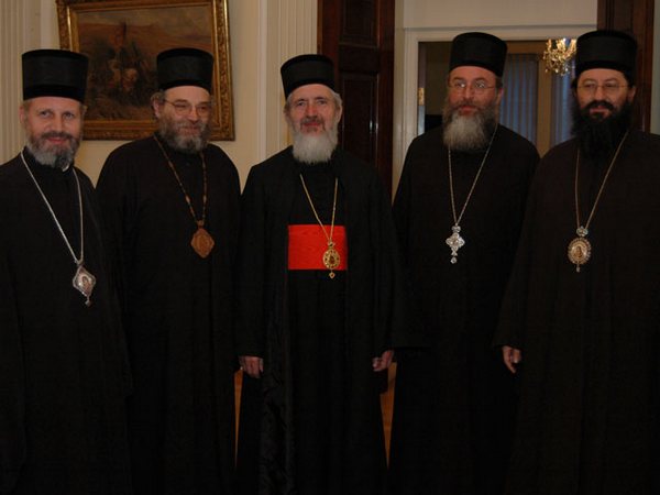 sveštenici sa sveštenici sa