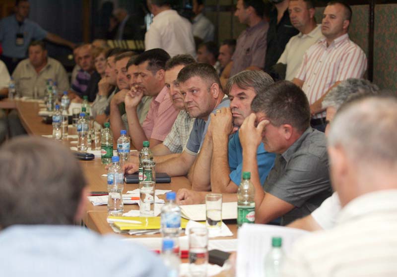 Sastanak poljoprivrednika sa Jerkom Lijanovićem i Nerminom Nik&scaron;ićem