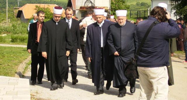 reis nikad ne odmara reis nikad ne odmara