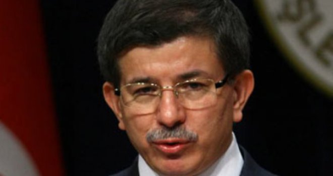 Davutoglu nakon napada u Istanbulu: Ispalili smo 500 granata, ubili 200 terorista!