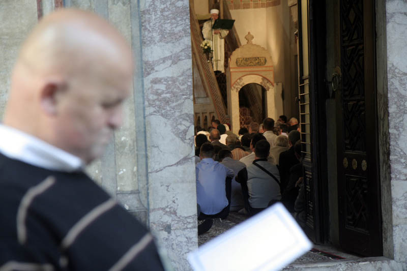 Bajram-namaz u Gazi Husrev-begovoj džamiji