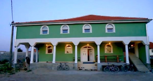 Džamija u Borči; screenshot: YouTube