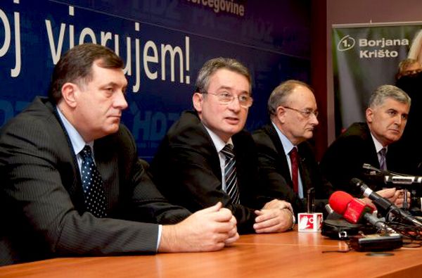 S lijeva nadesno: Milorad Dodik, Mladen Bosić, Božo Ljubić i Dragan Čović; foto: Vecernji.ba