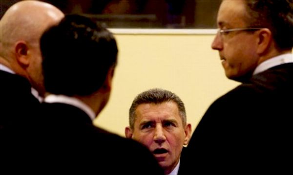 Ante Gotovina na izricanju presude u Ha&scaron;kom tribunalu; foto: AP