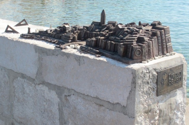 Spomenik Draganu Sakanu Spomenik Draganu Sakanu