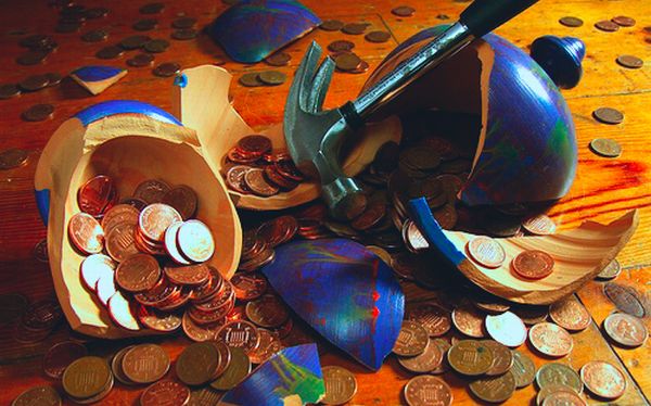 Političari i poslovni sektor naglašavaju da su krediti ili nedostupni ili preskupi; ilustracija: Deviantart.com Političari i poslovni sektor naglašavaju da su krediti ili nedostupni ili preskupi; ilustracija: Deviantart.com