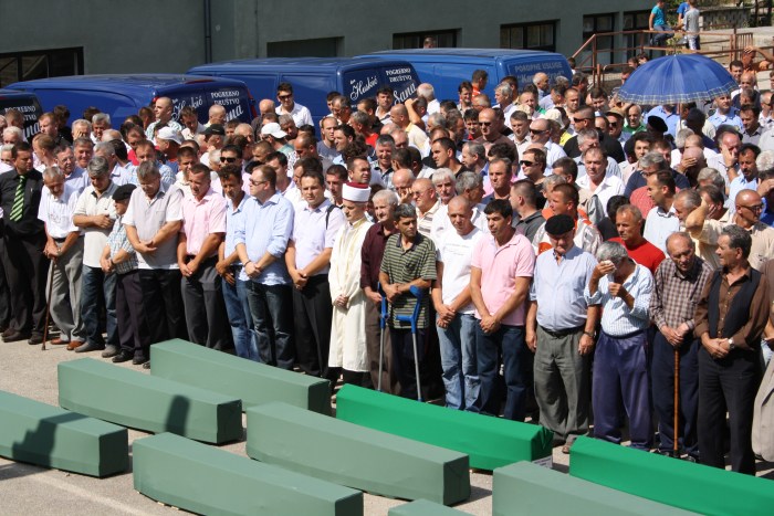 Smiraj za 34 porodice ubijenih/ Foto: USKportal