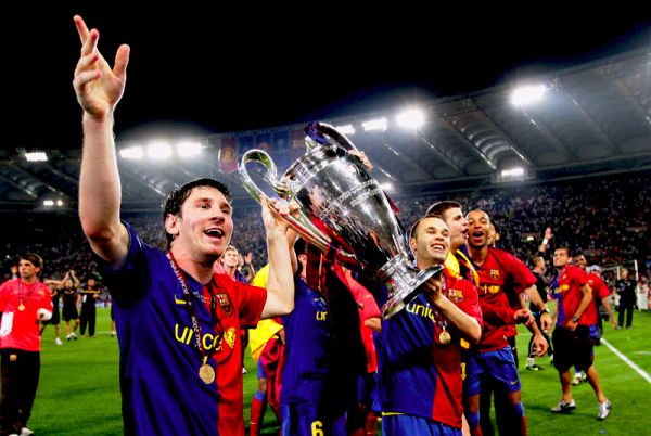 Nogometa&scaron;i Barcelone nakon pro&scaron;losezonskog finala; foto: Getty Images