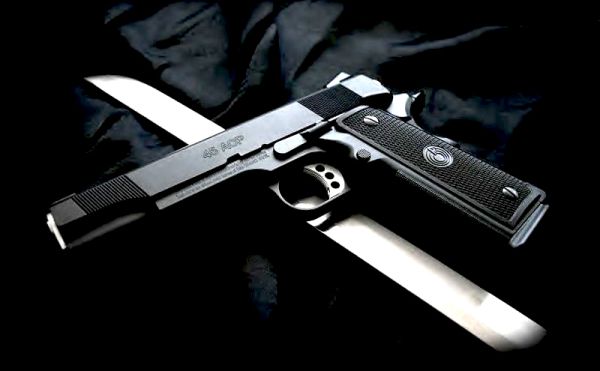 Prema nezvaničnim saznanjima, Kovač je ranjen vatrenim oružjem u lijevu nadlakticu; ilustracija: Layoutsparks.com