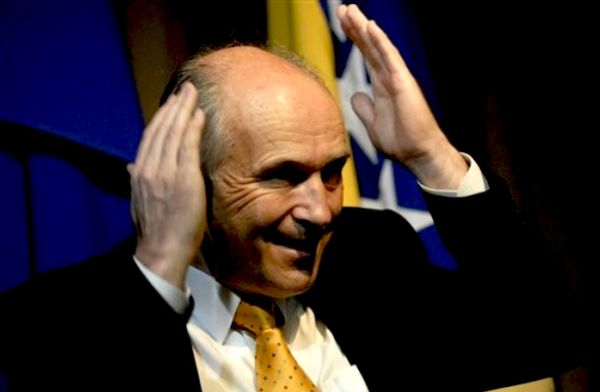 Valentin Inzko; foto: AP