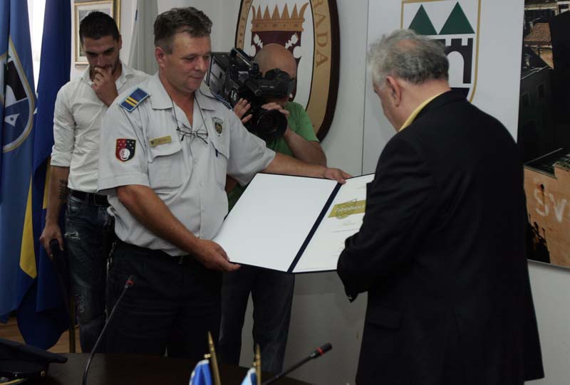 Behmen urucio zahvalnice za gradjansku hrabrost