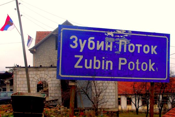 Dogovoreno je da se vojnici povuku sa tog dijela puta, ali da ostanu na dijelu puta ka Čabru; ilustracija: Novosti.rs