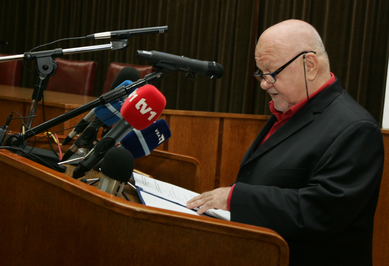 Prigodna slova o istaknutom piscu govorili su književnik i akademik Abdulah Sidran, predsjednik PEN Centra BiH Zvonimir Radeljković te predstavnik Dru&scaron;tva pisaca BiH Zilhad Ključanin/ Foto: DEPO PORTAL