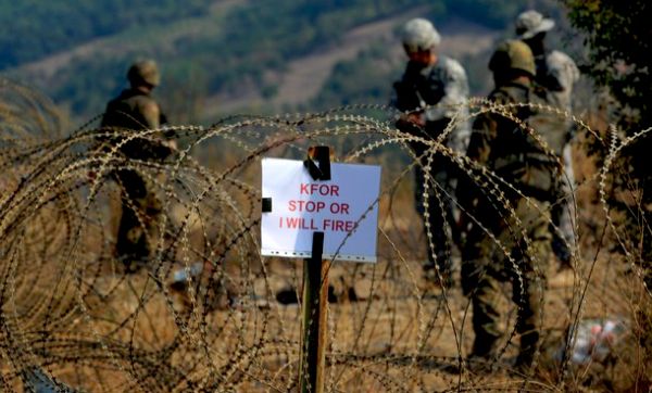 Administrativni prelaz Jarinje; foto: Getty Images
