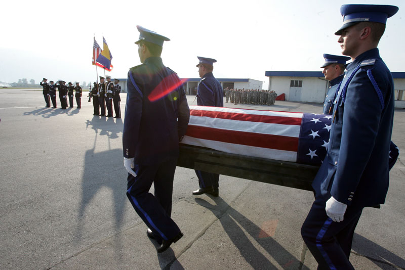 Sa Sarajevskog aerodroma ispraćeni posmrtni ostaci &scaron;tabnog narednika zračnih snaga SAD-a Meceslausa Miaskiewicza poginulog u maju 1944.