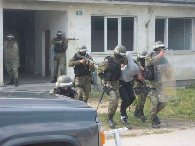 Sarajevski studenti posjetili Brigadu taktičke podr&scaron;ke i vojnu lokaciju &bdquo;Rajlovac OS BiH&ldquo;