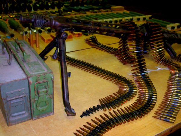 U Hrvatskoj je pokrenuta akcija s porukom 'Manje oružja, manje tragedija'; foto: MUP Hrvatske